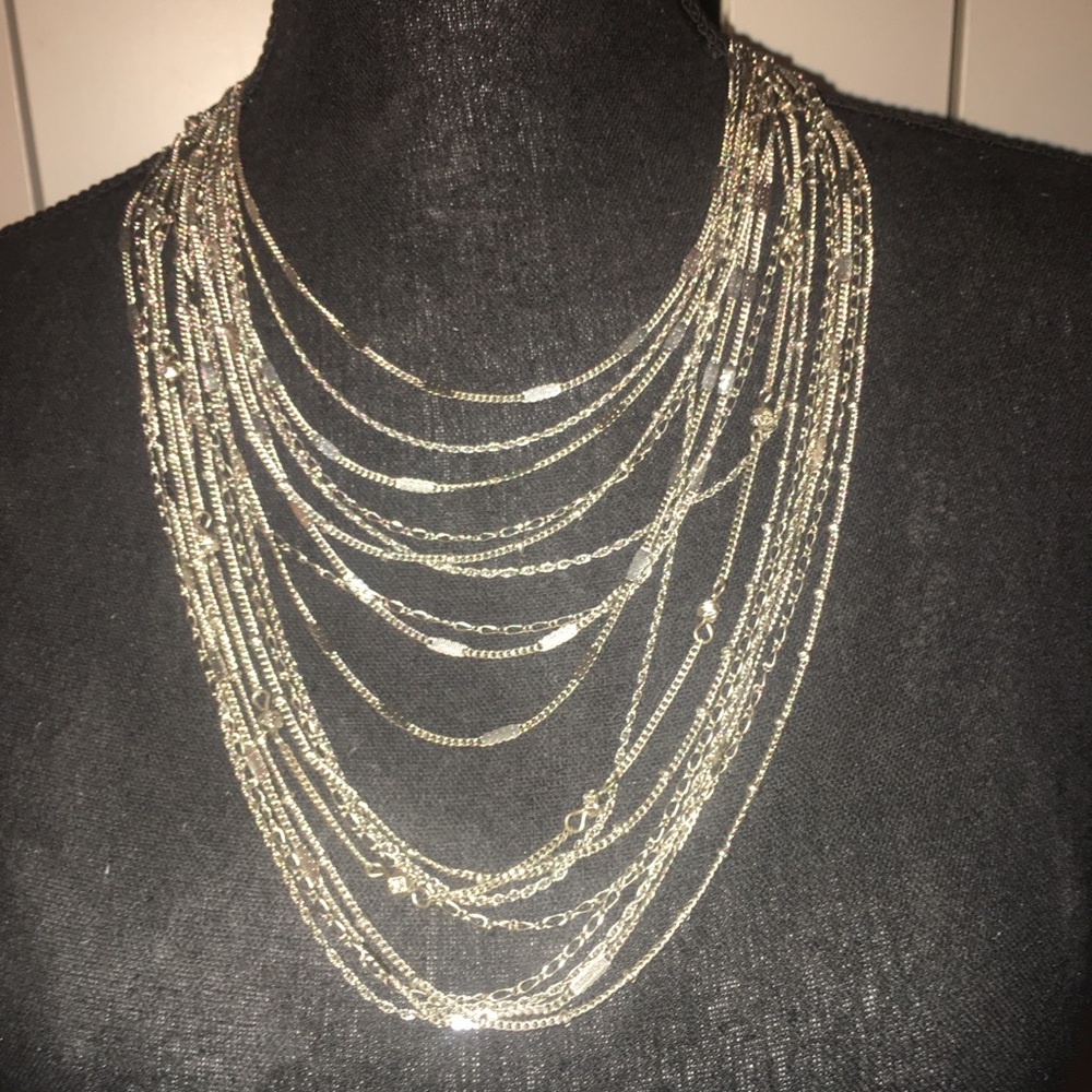 Chloe and Isabel Necklace. NWOT